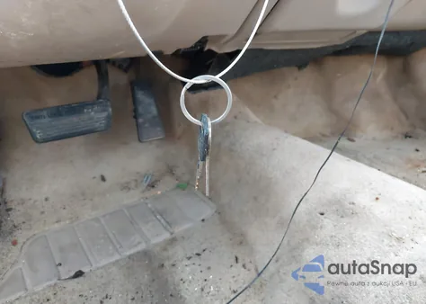 1999 Chevrolet Lumina из США, поврежденный, VIN 2G1WL52M6X9139136